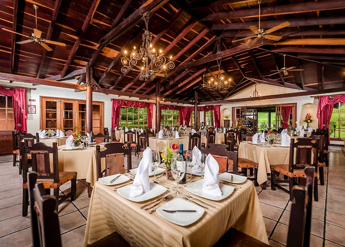 Borinquen Thermal 4* Liberia